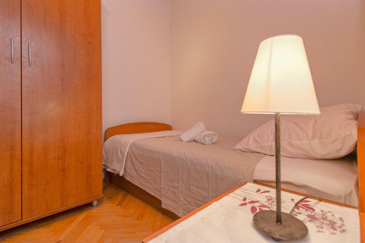 Apartment Mediteran Стари Град Екстериор снимка