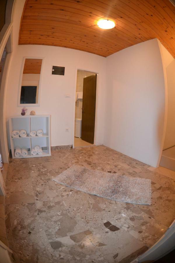 Apartment Mediteran Стари Град Екстериор снимка