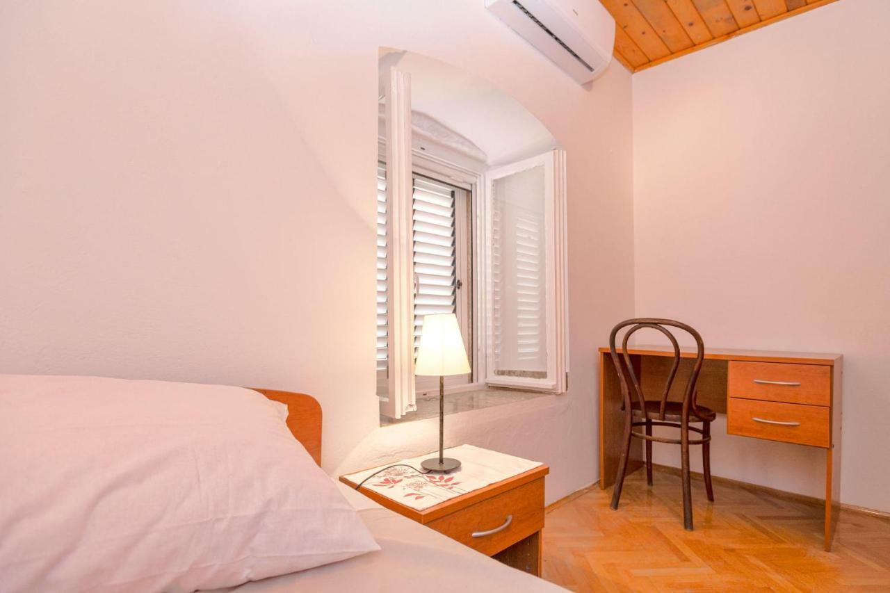 Apartment Mediteran Стари Град Екстериор снимка